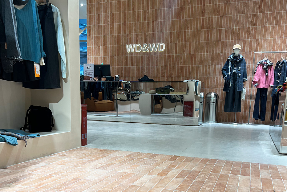 Chain-Clothing-Store-in-Guangzhou-home6