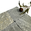 Mosaico de piedra del río