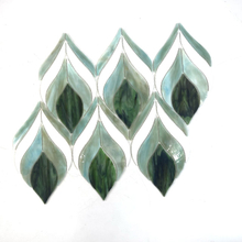 Mosaico de vidrio de color verde para acento Wall-KQS71