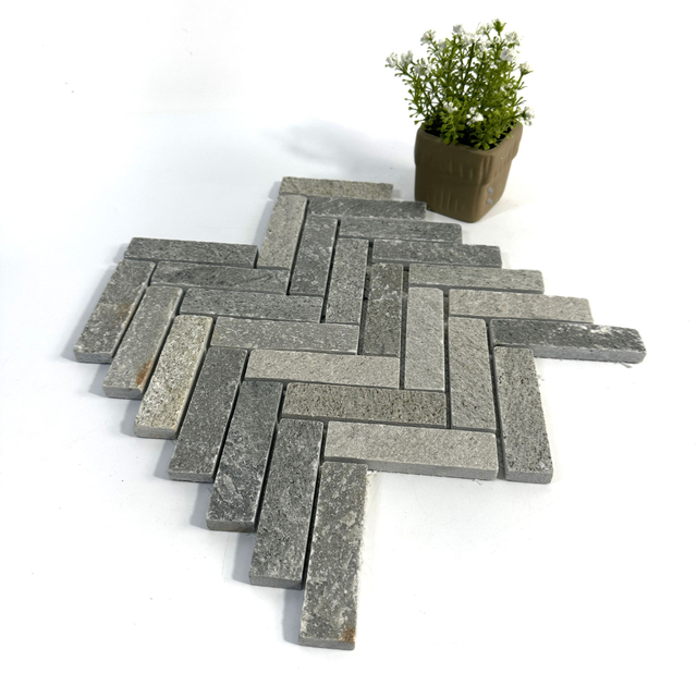 Mosaico de piedra al aire libre