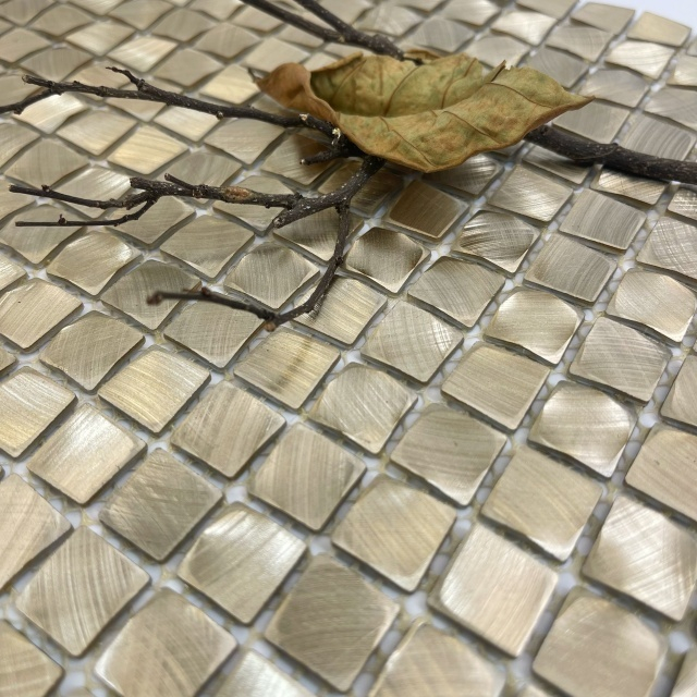  Mosaico de aluminio sólido13