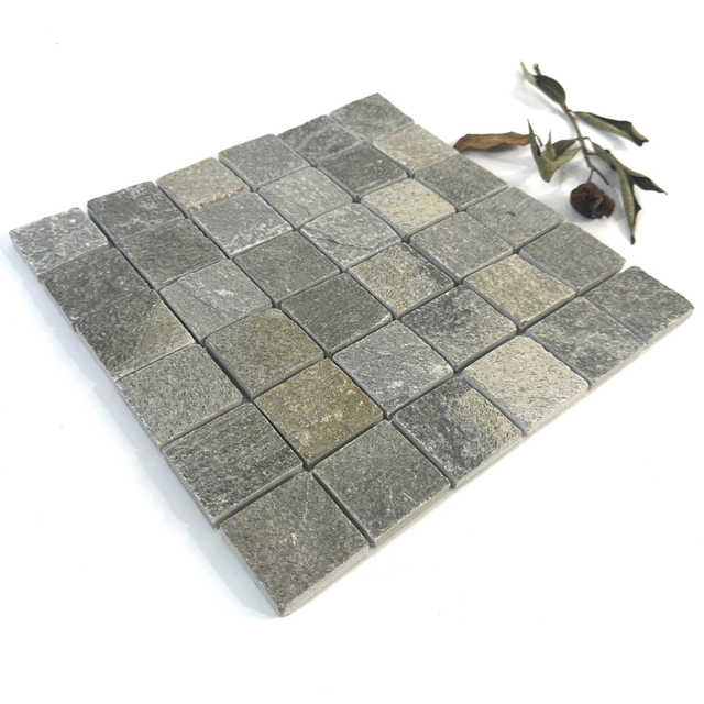 Mosaico de baldosas de piedra natural
