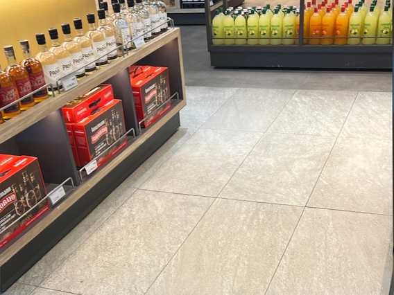 Pequeño supermercado en Ecuador