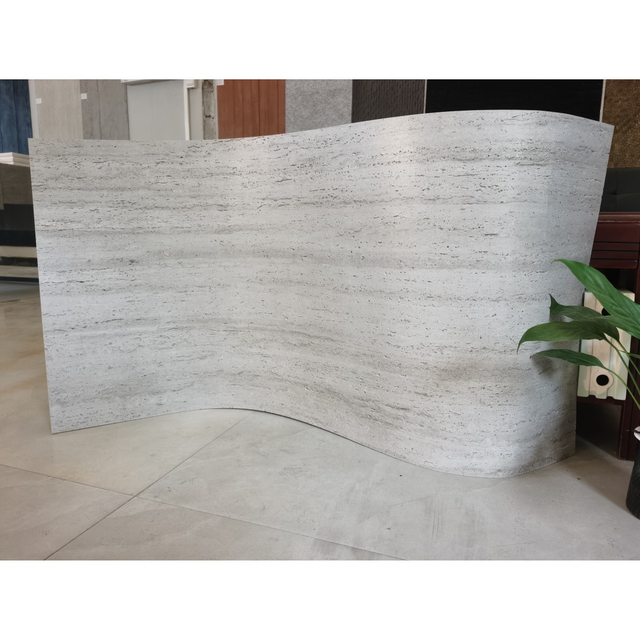 Piso interior de beige romano piedra flexible