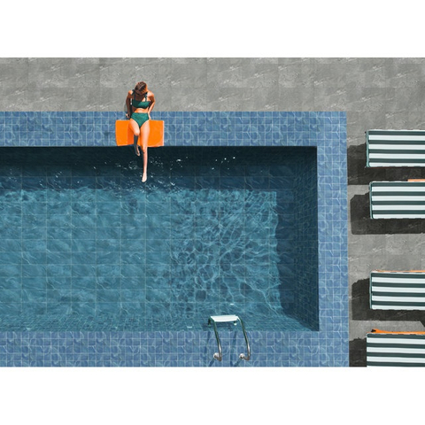 Azulejo antideslizante para piscina con apariencia de piedra azul de 300x600 mm
