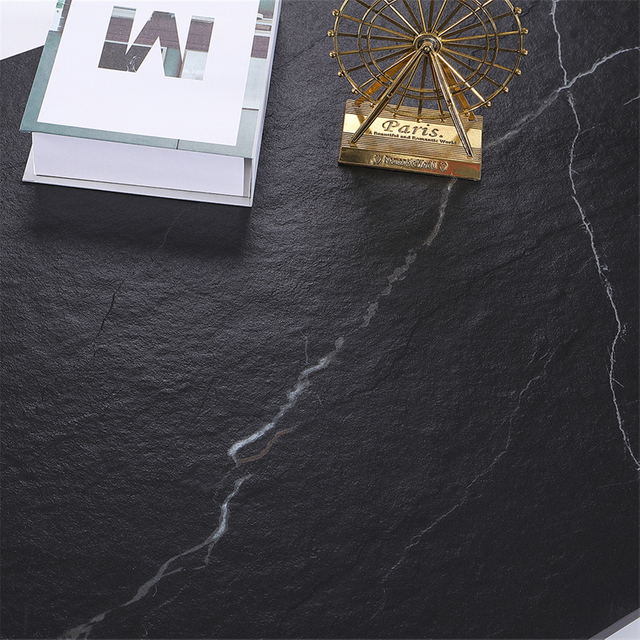 Baldosas Marquina negras de 600x1200 mm
