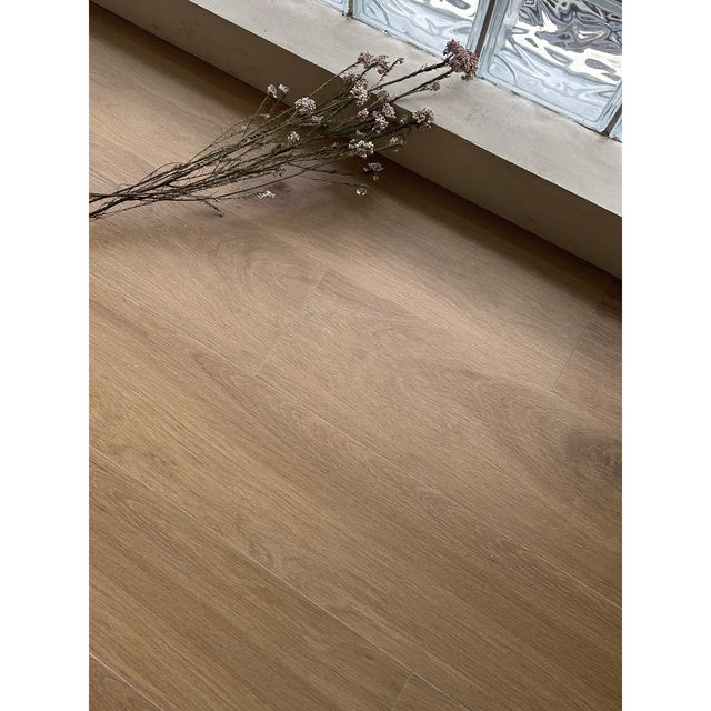 Madera Busque sala de estar-AI212046