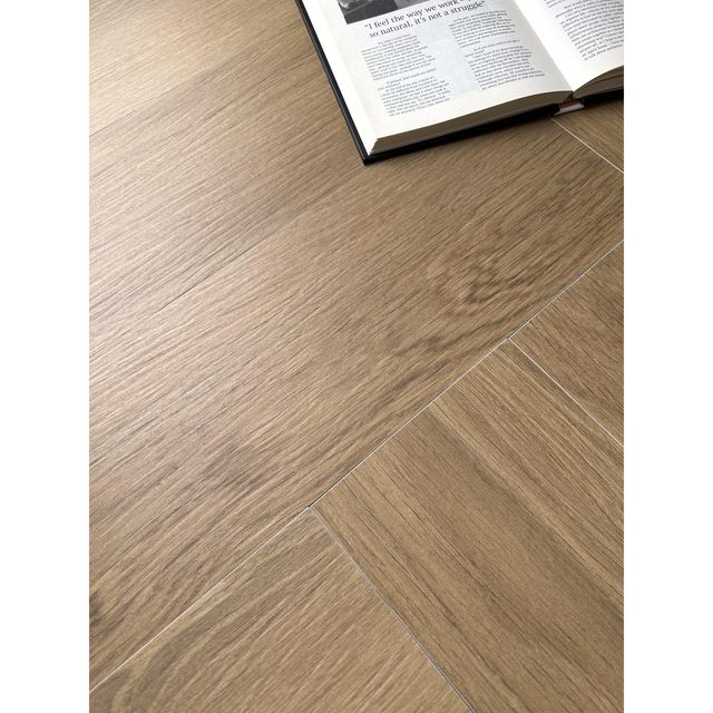 Tille de madera de carbón-AI159046